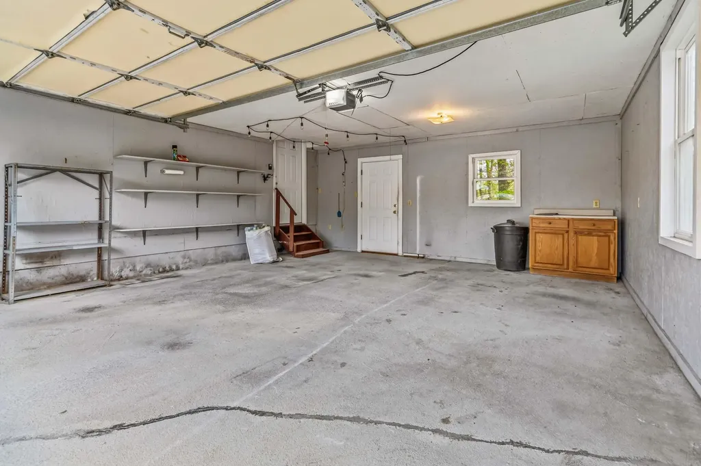 72 Bass Circle Nancy KY 42544