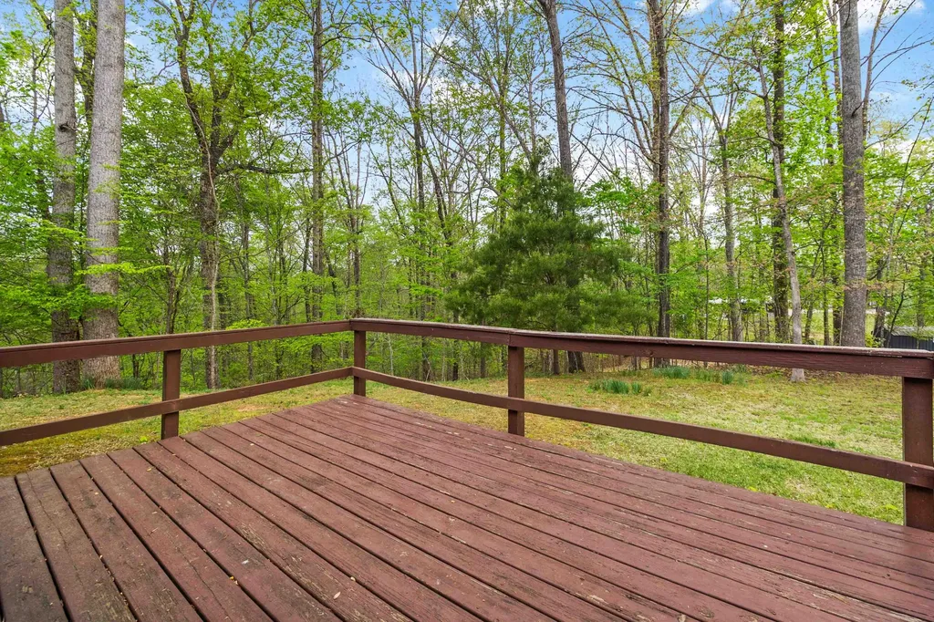 72 Bass Circle Nancy KY 42544
