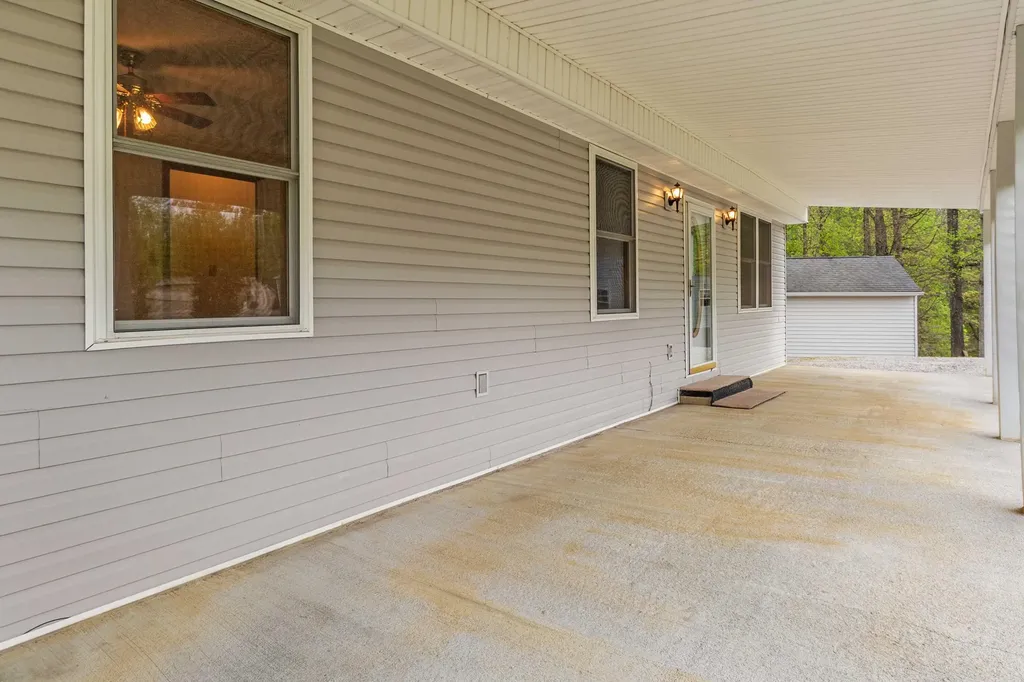 72 Bass Circle Nancy KY 42544