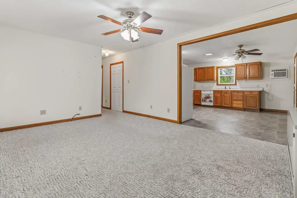 72 Bass Circle Nancy KY 42544