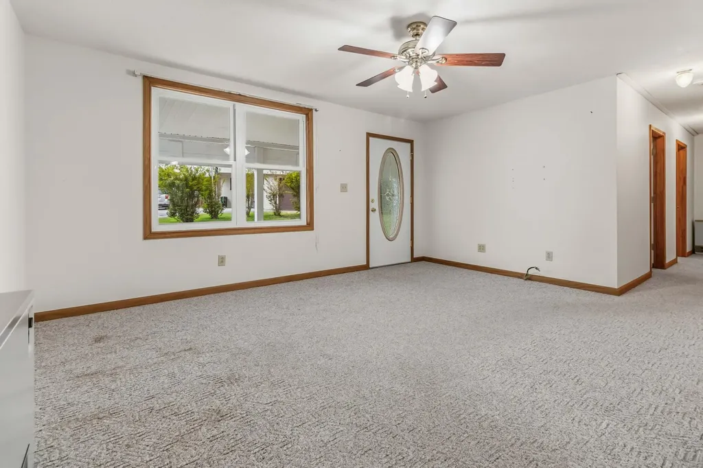 72 Bass Circle Nancy KY 42544