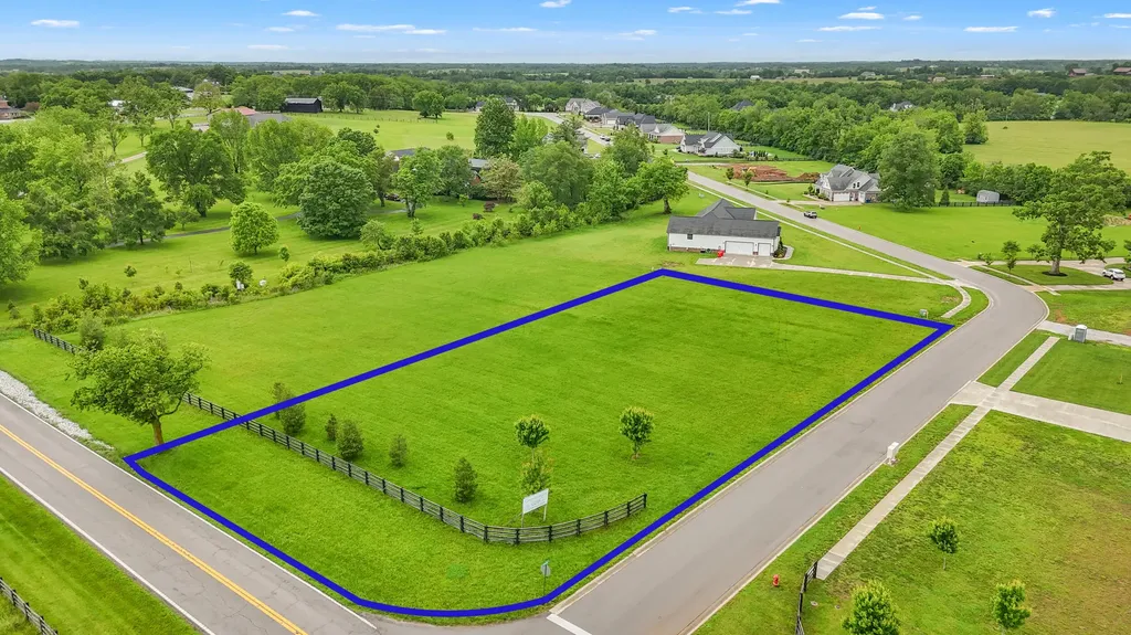 2222 Lesley Trail Wilmore KY 40390