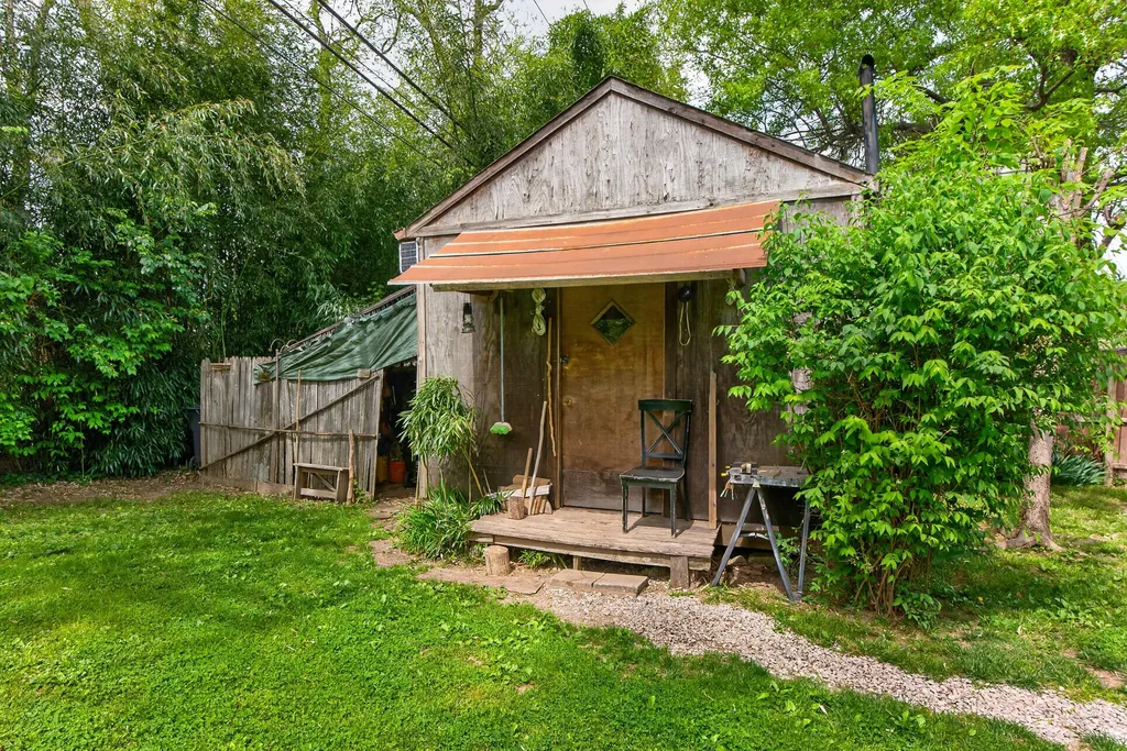 838 Aster Road Lexington KY 40504