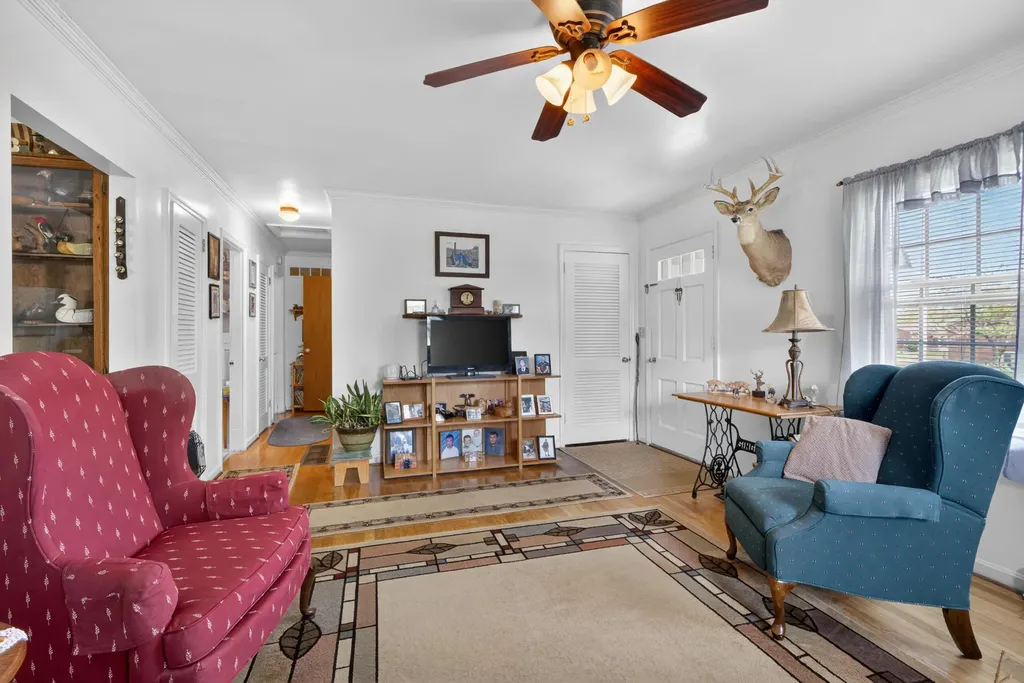 838 Aster Road Lexington KY 40504