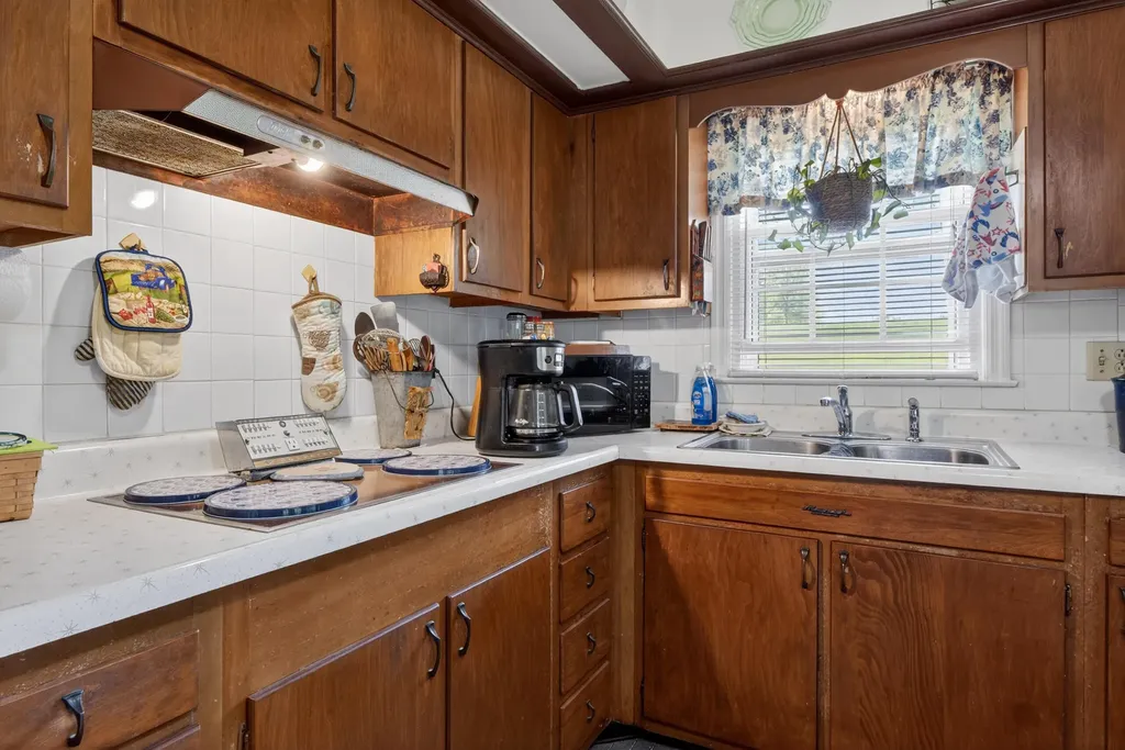 838 Aster Road Lexington KY 40504
