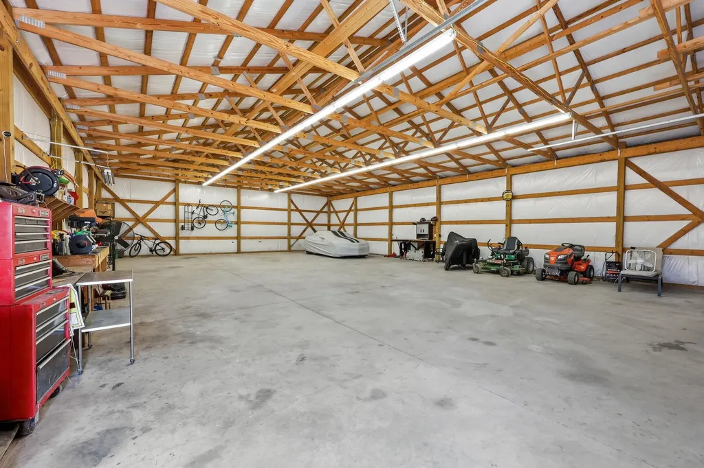 817 Bellows Mill Road Harrodsburg KY 40330