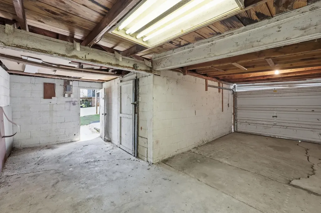 817 Bellows Mill Road Harrodsburg KY 40330