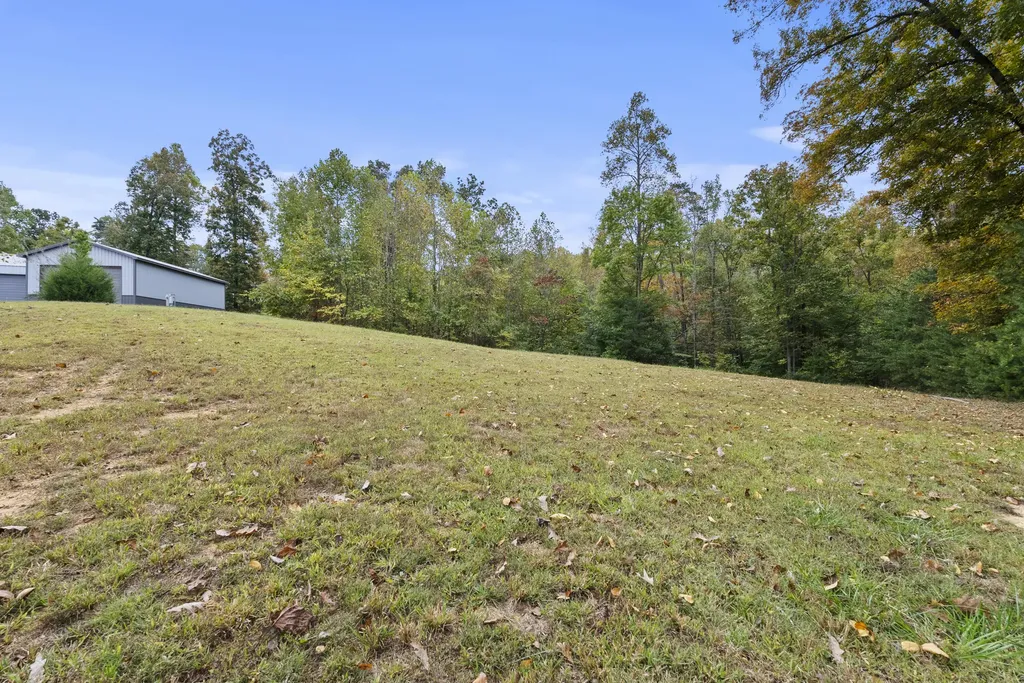 140 Turkey Trace Nancy KY 42544
