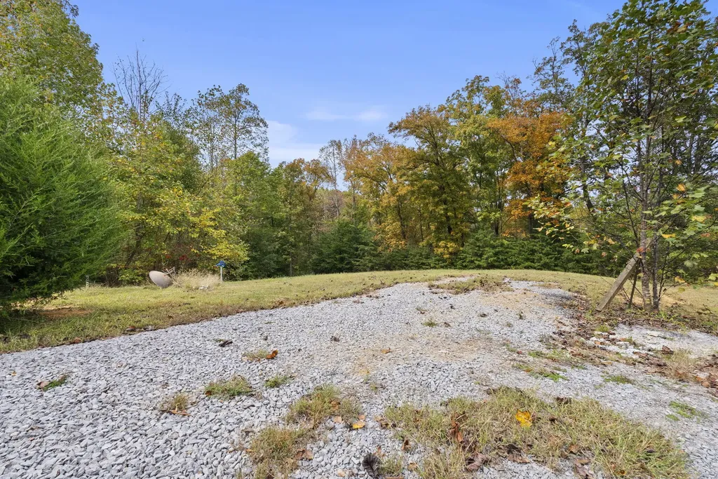 140 Turkey Trace Nancy KY 42544