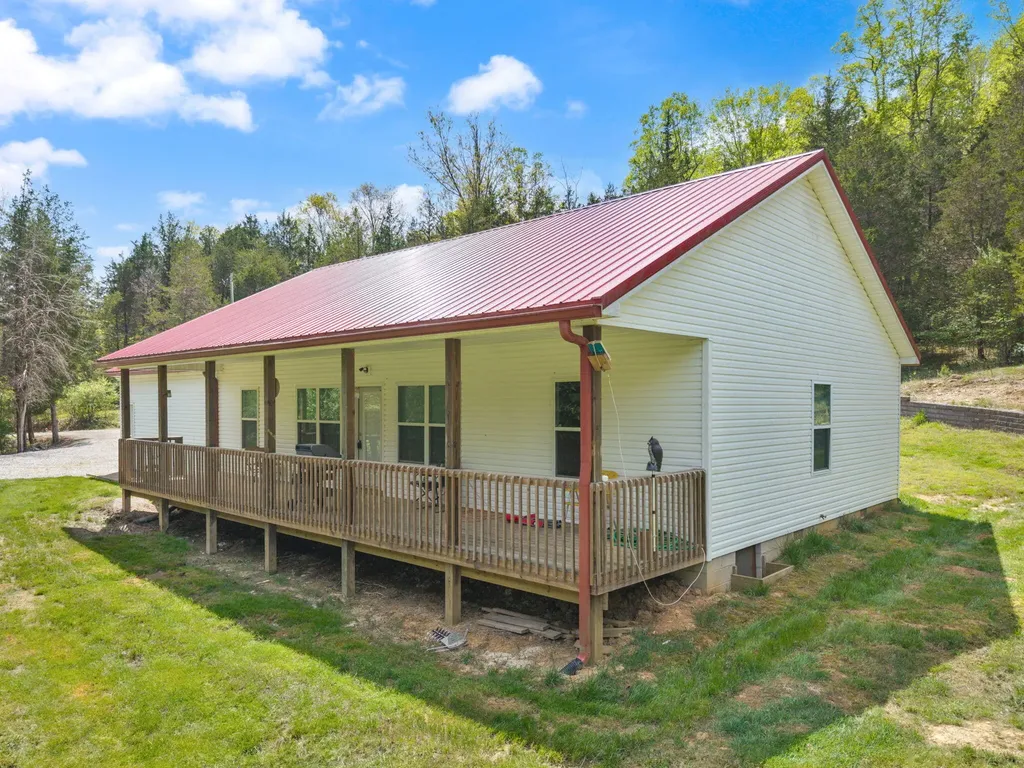 8942 Quicks Run Road Vanceburg KY 41179
