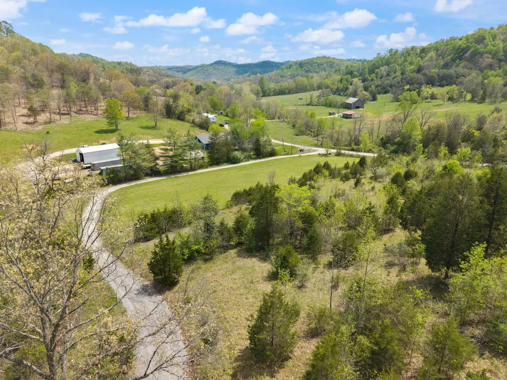 8942 Quicks Run Road Vanceburg KY 41179