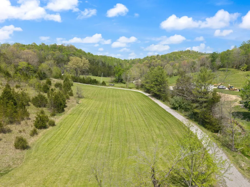 8942 Quicks Run Road Vanceburg KY 41179