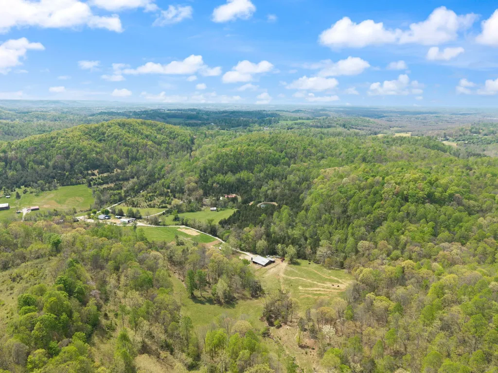 8942 Quicks Run Road Vanceburg KY 41179