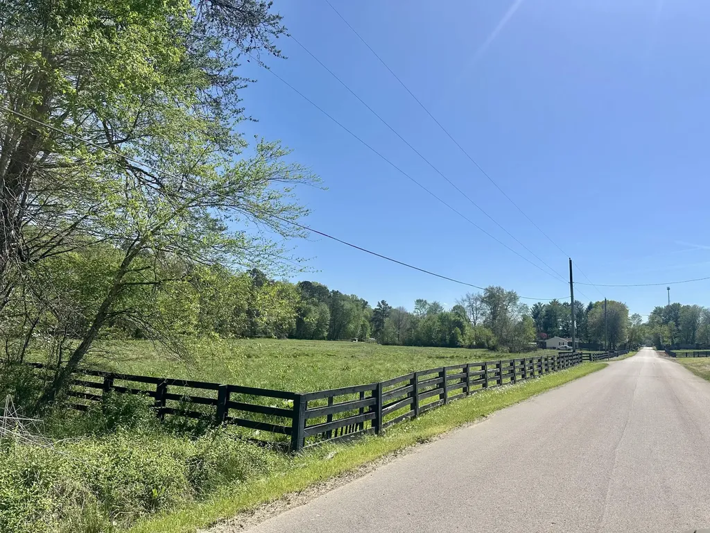 9999 Slate Lick Road London KY 40741