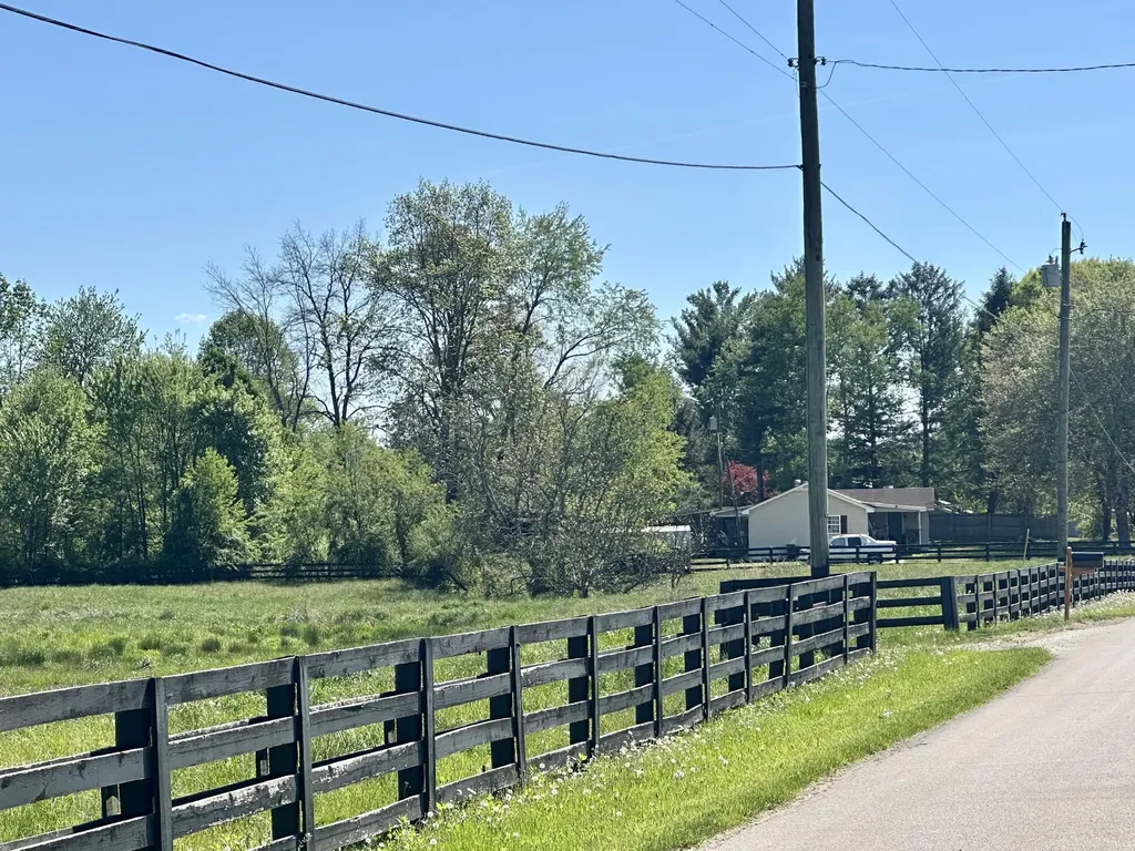 9999 Slate Lick Road London KY 40741