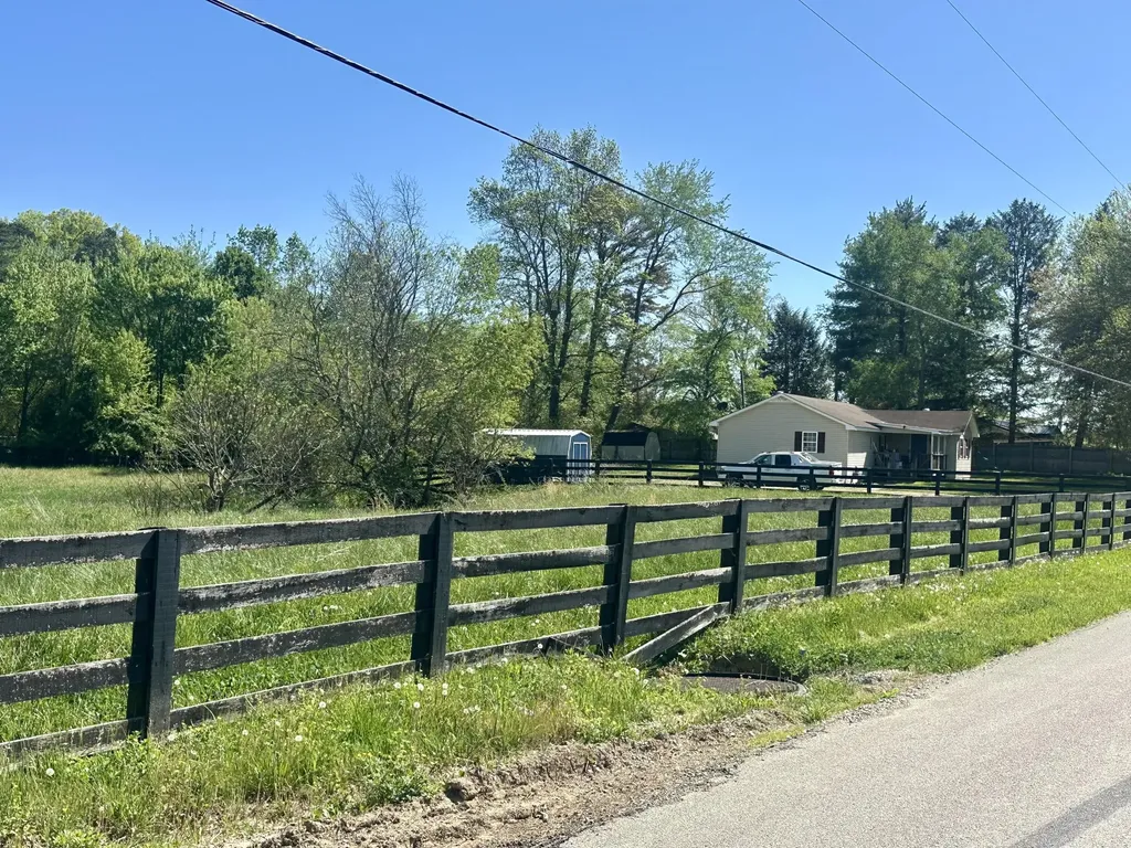 9999 Slate Lick Road London KY 40741