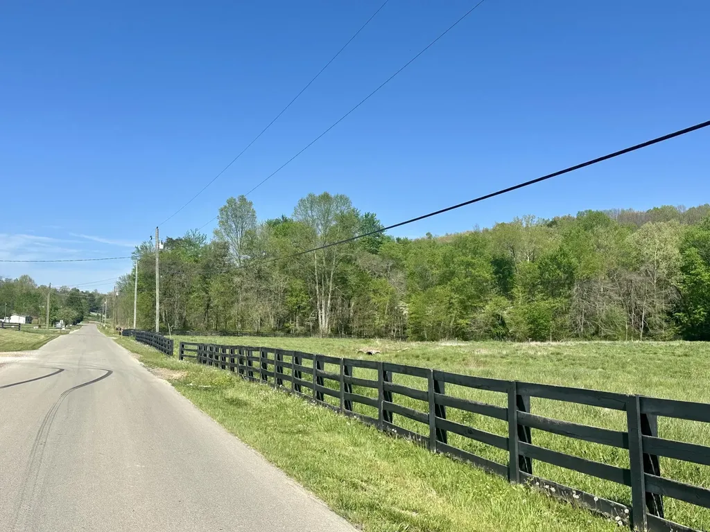 9999 Slate Lick Road London KY 40741