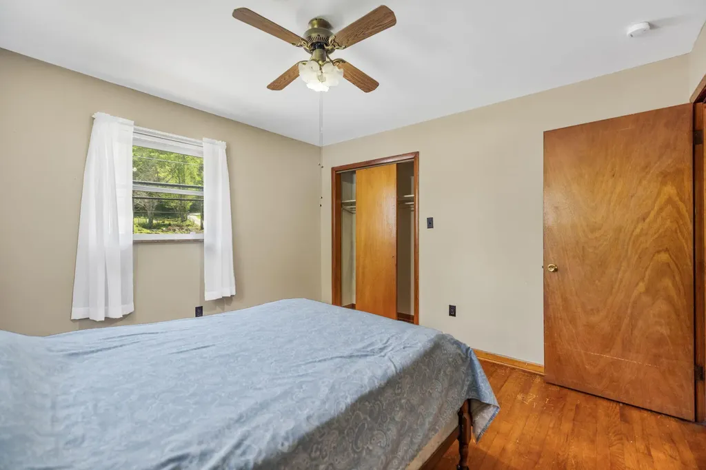 10 Frog Avenue Manchester KY 40962