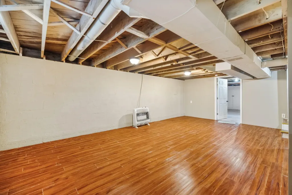 10 Frog Avenue Manchester KY 40962