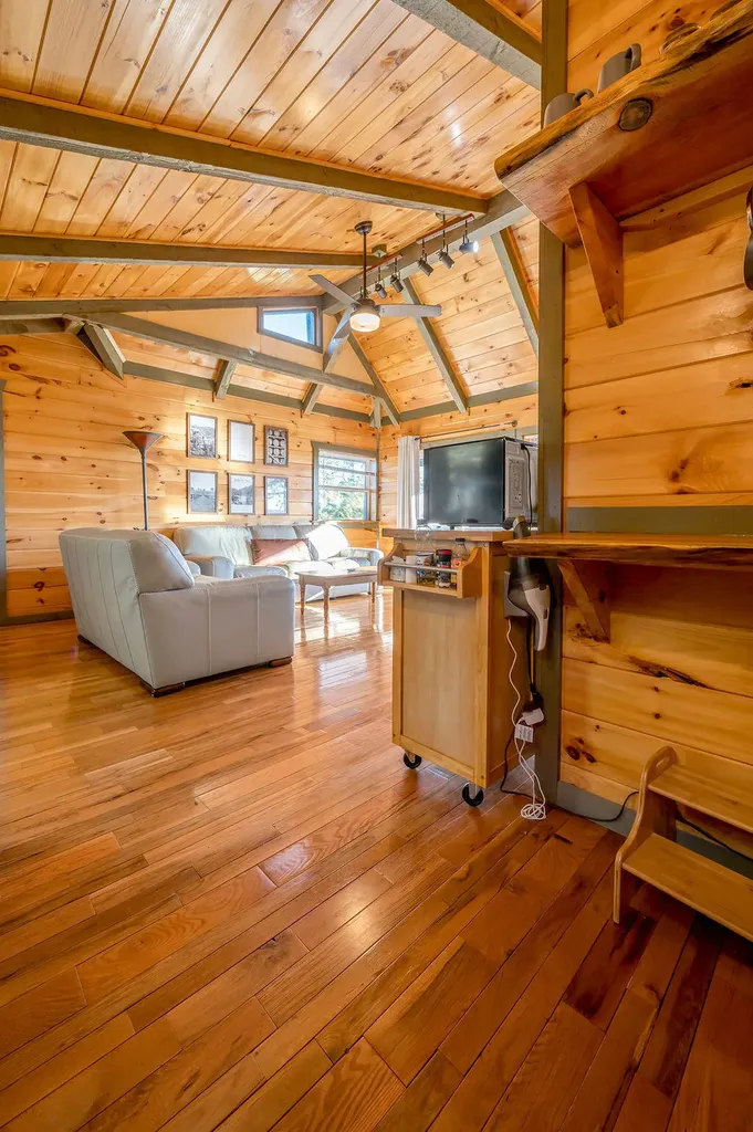 85 Gala Lane Stanton KY 40380