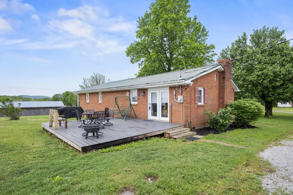 1043 Rhodella Lane Richmond KY 40475