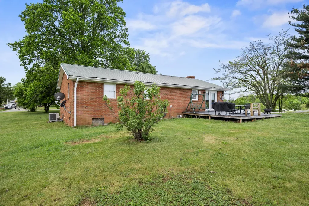 1043 Rhodella Lane Richmond KY 40475