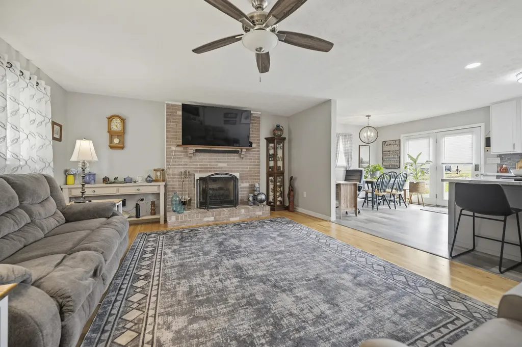 1043 Rhodella Lane Richmond KY 40475
