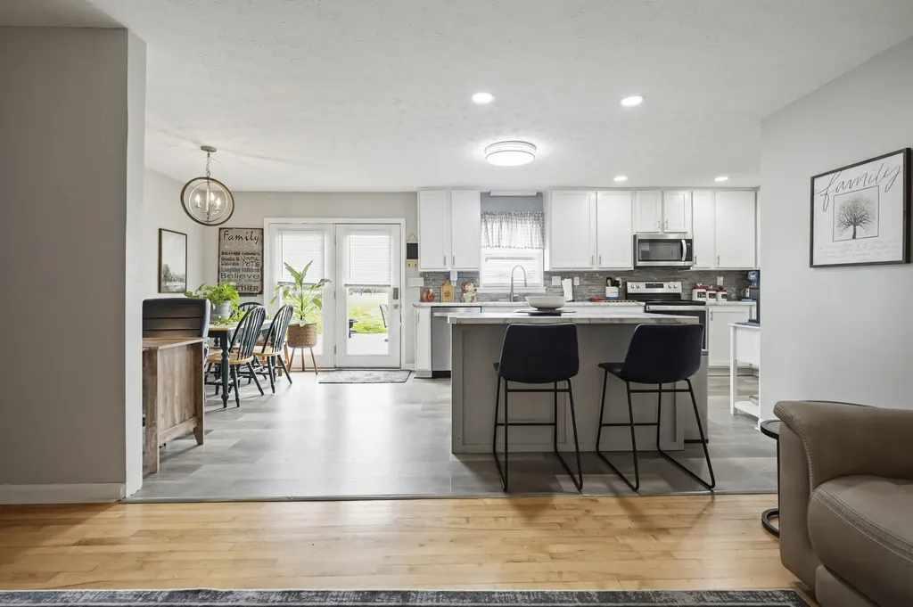 1043 Rhodella Lane Richmond KY 40475