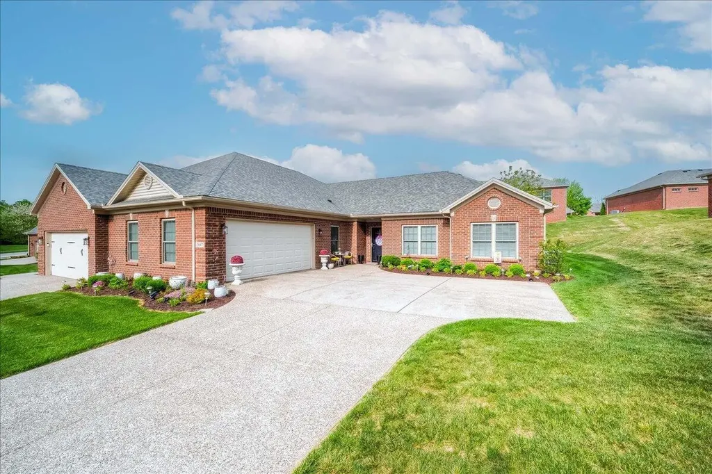 2047 Berry Hill Drive Frankfort KY 40601