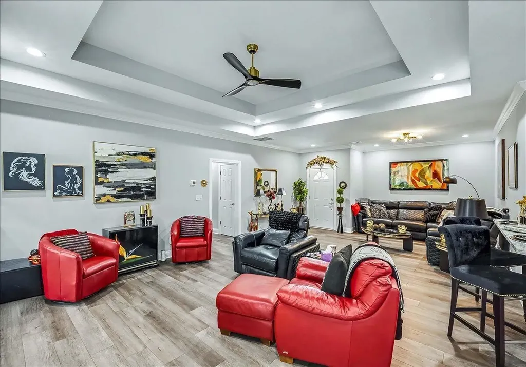 2047 Berry Hill Drive Frankfort KY 40601