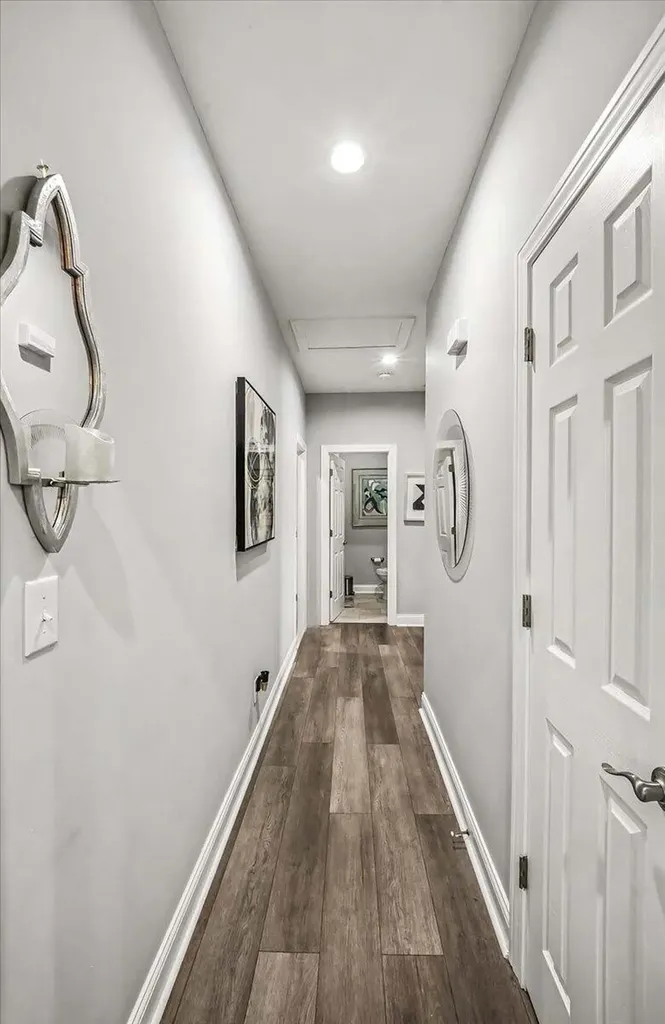 2047 Berry Hill Drive Frankfort KY 40601