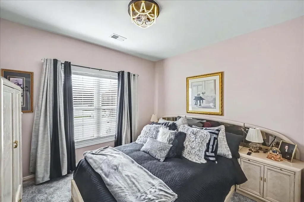 2047 Berry Hill Drive Frankfort KY 40601