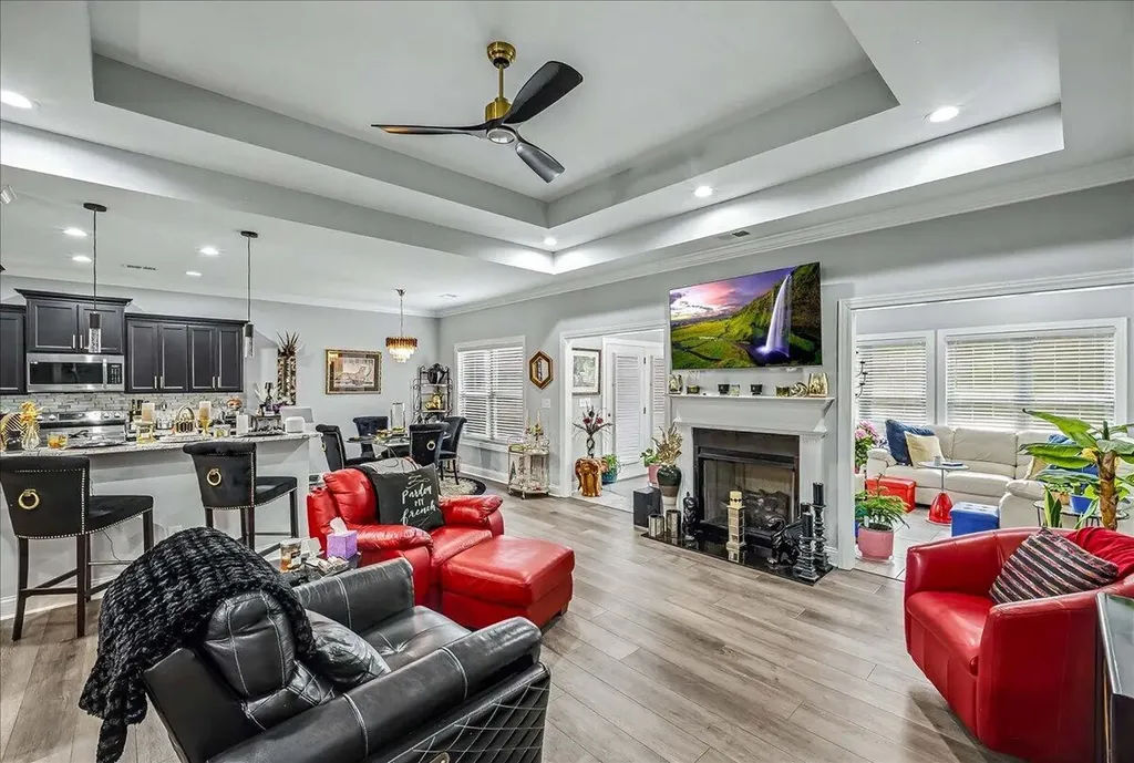 2047 Berry Hill Drive Frankfort KY 40601