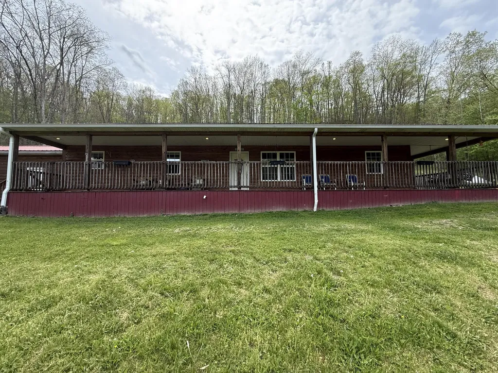 127 Mccoy Branch Road Louisa KY 41230