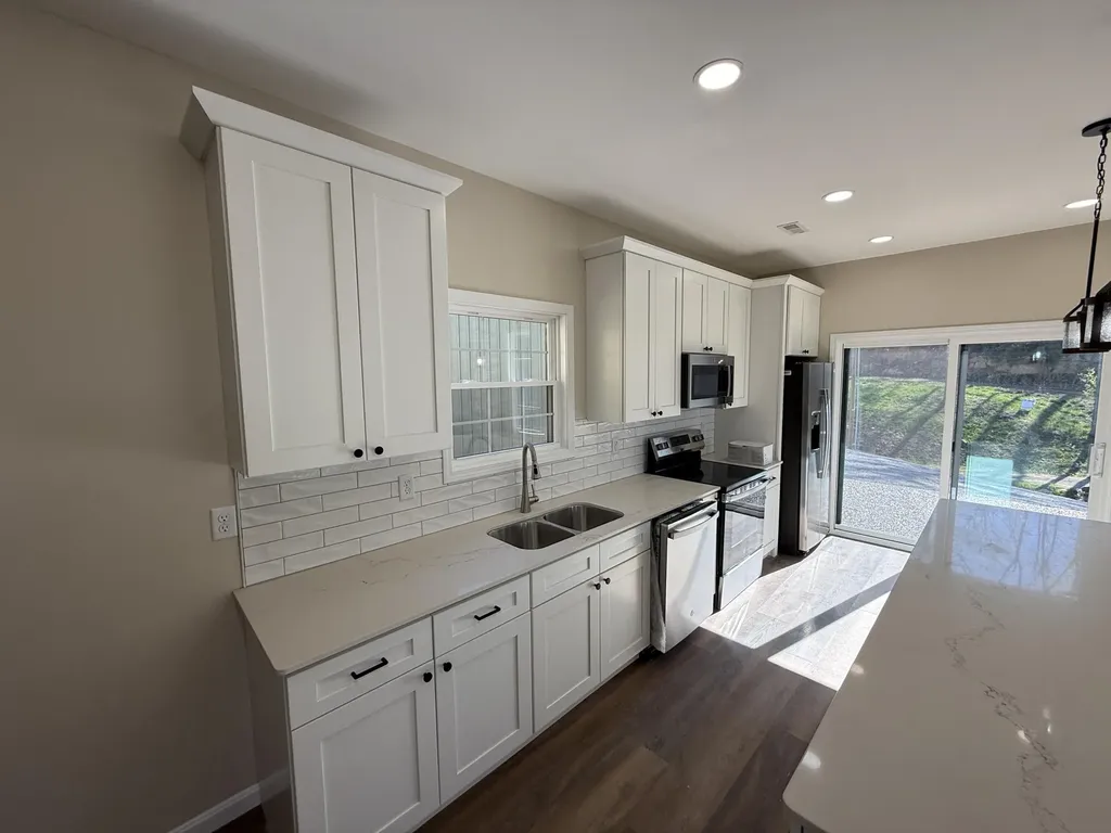 265 Stargazer Lane Falls Of Rough KY 40119