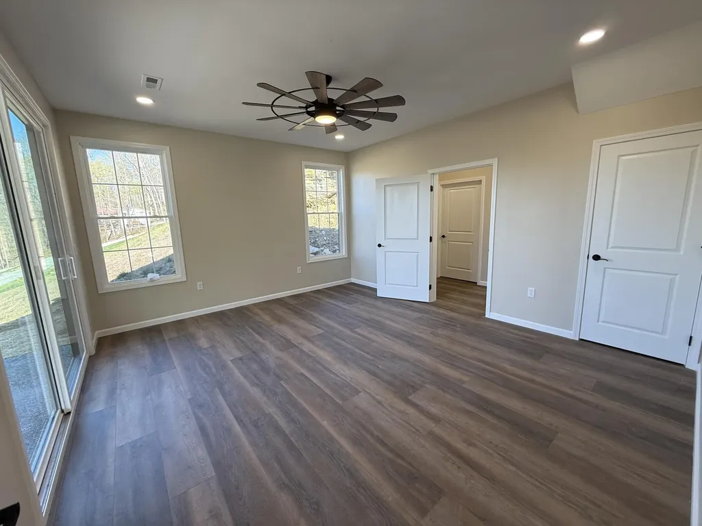 265 Stargazer Lane Falls Of Rough KY 40119