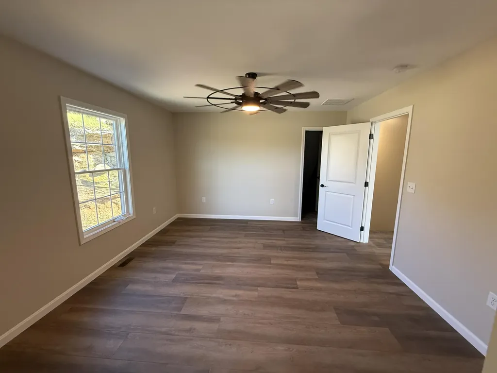 265 Stargazer Lane Falls Of Rough KY 40119