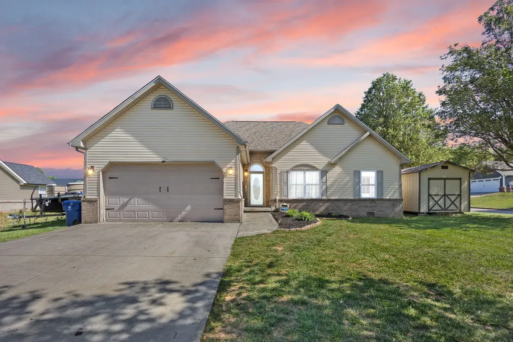 372 Ridgewood Drive Somerset KY 42503