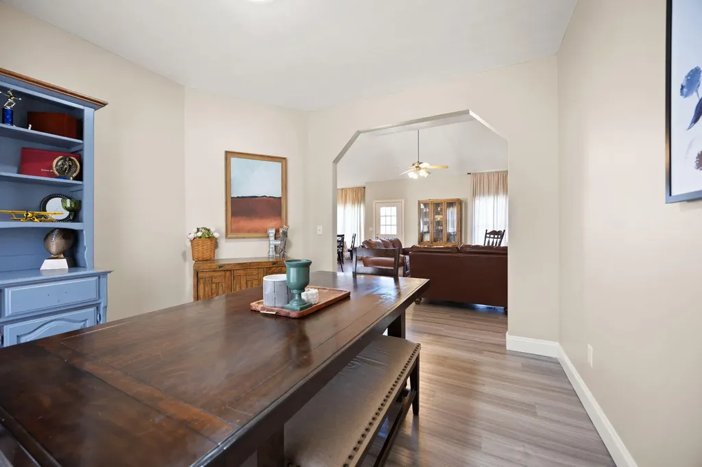 372 Ridgewood Drive Somerset KY 42503