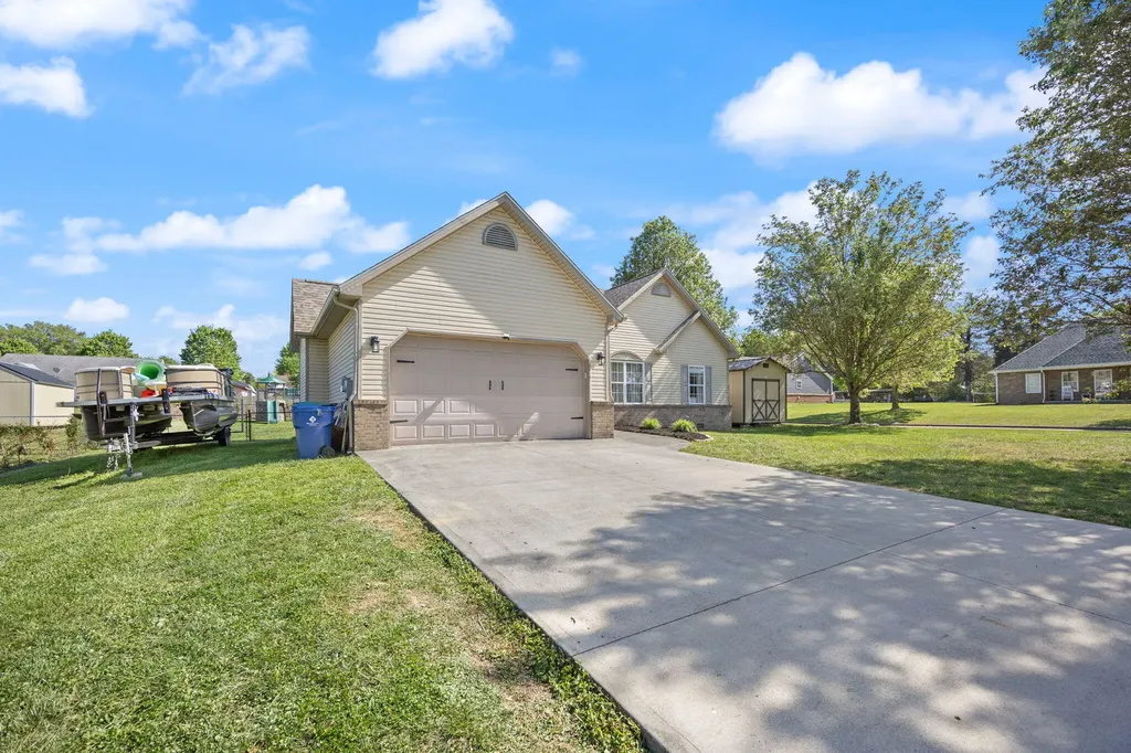 372 Ridgewood Drive Somerset KY 42503
