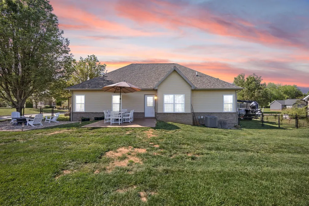 372 Ridgewood Drive Somerset KY 42503