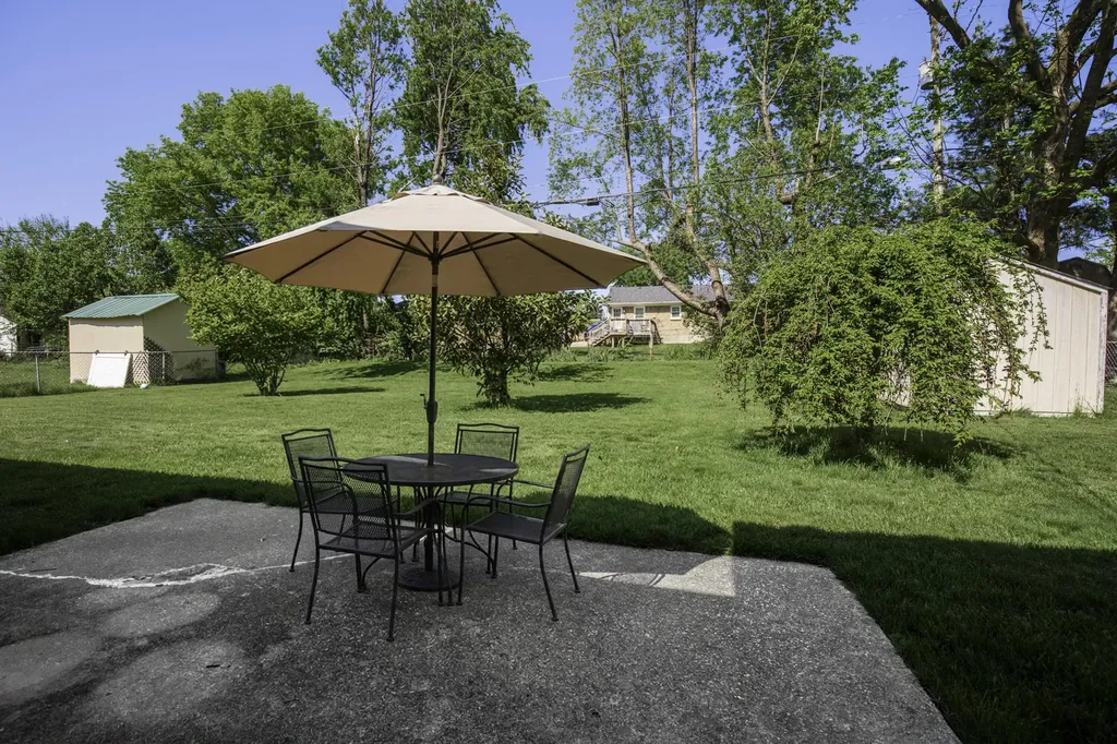 836 Kingsway Drive Versailles KY 40383