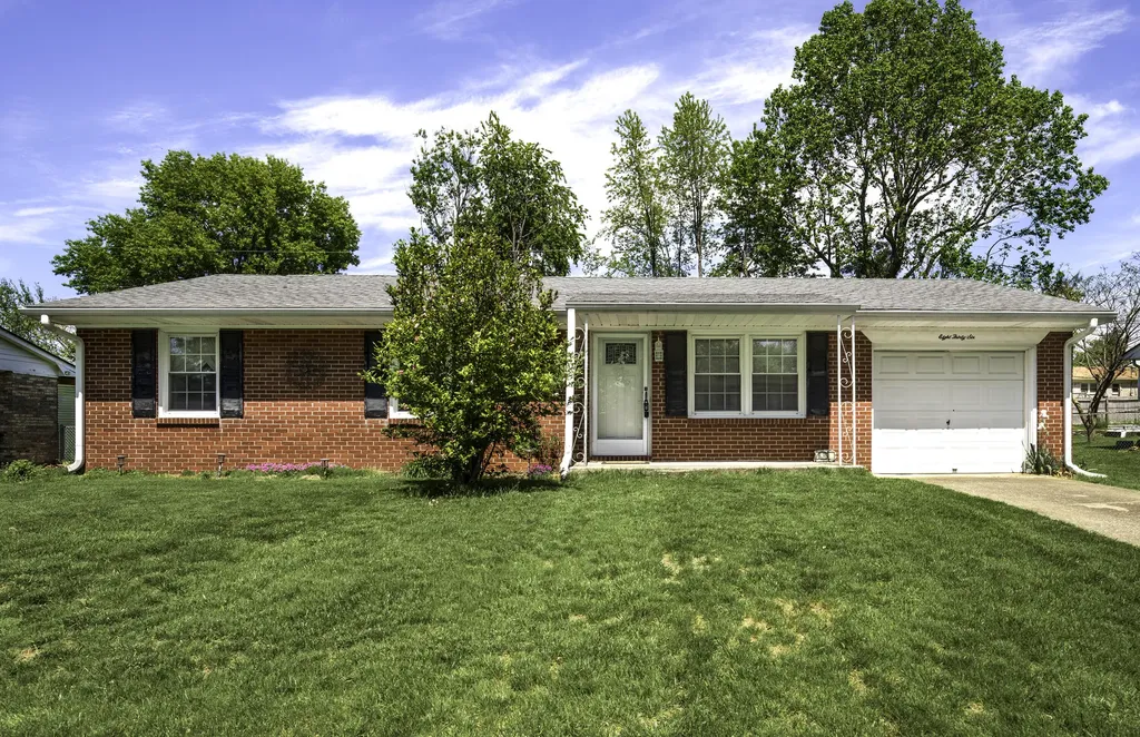 836 Kingsway Drive Versailles KY 40383