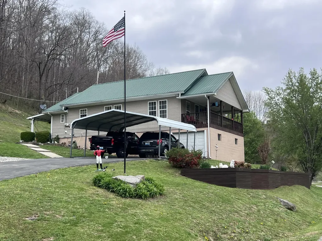 59 River Road Miracle KY 40856