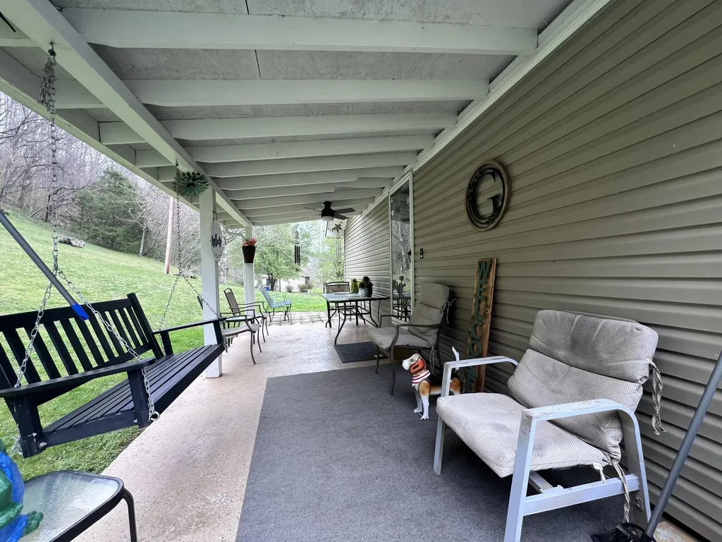59 River Road Miracle KY 40856