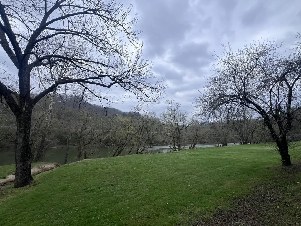 59 River Road Miracle KY 40856