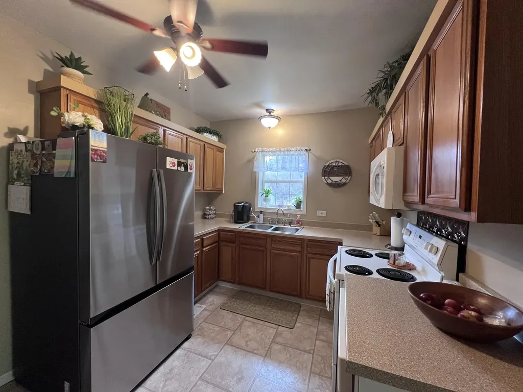 59 River Road Miracle KY 40856
