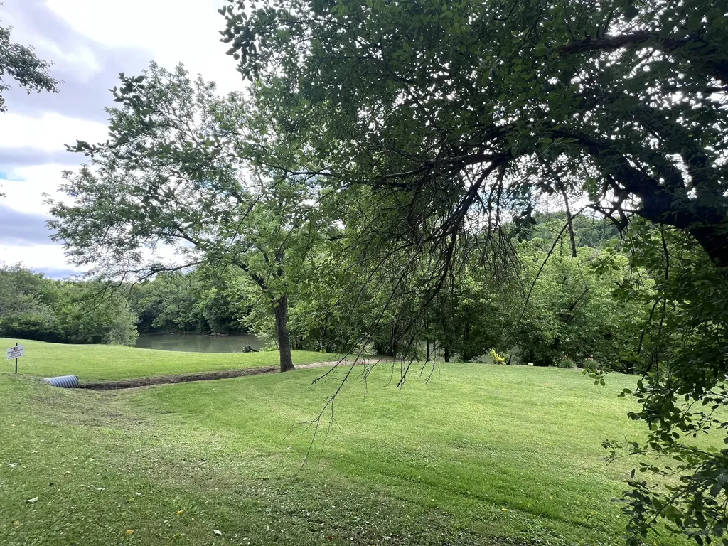 59 River Road Miracle KY 40856