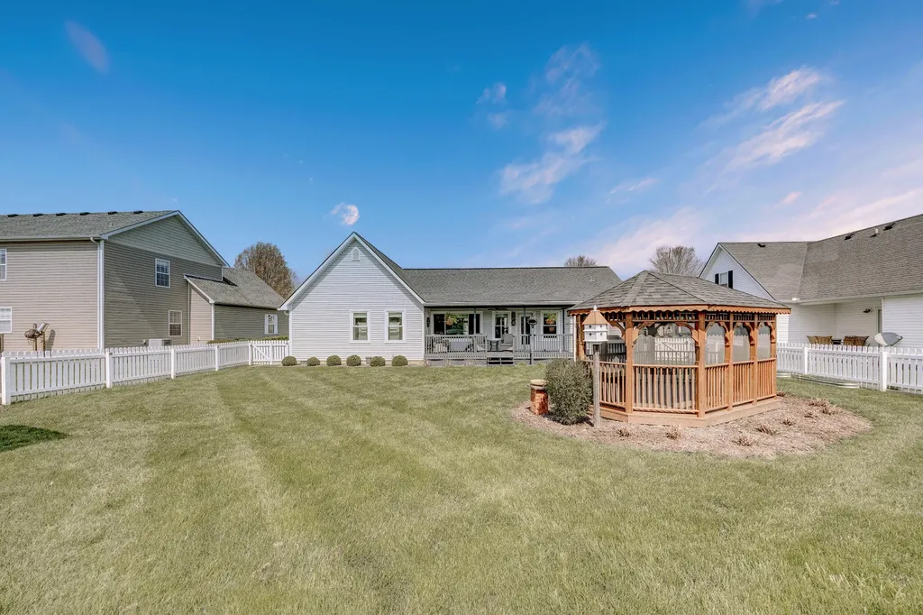 115 Wetherby Lane Danville KY 40422