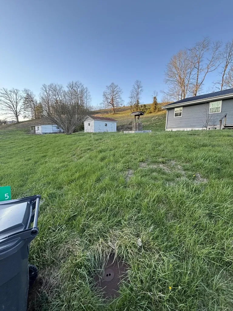 50 W Maytown Road Ezel KY 41425